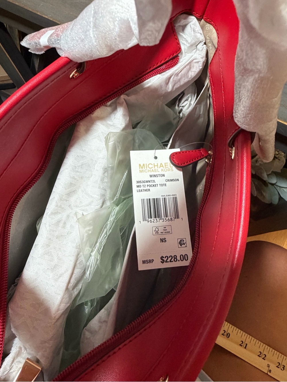 Michael Kors Bright Red Pebbled Leather Tote NWT - Picture 5 of 5